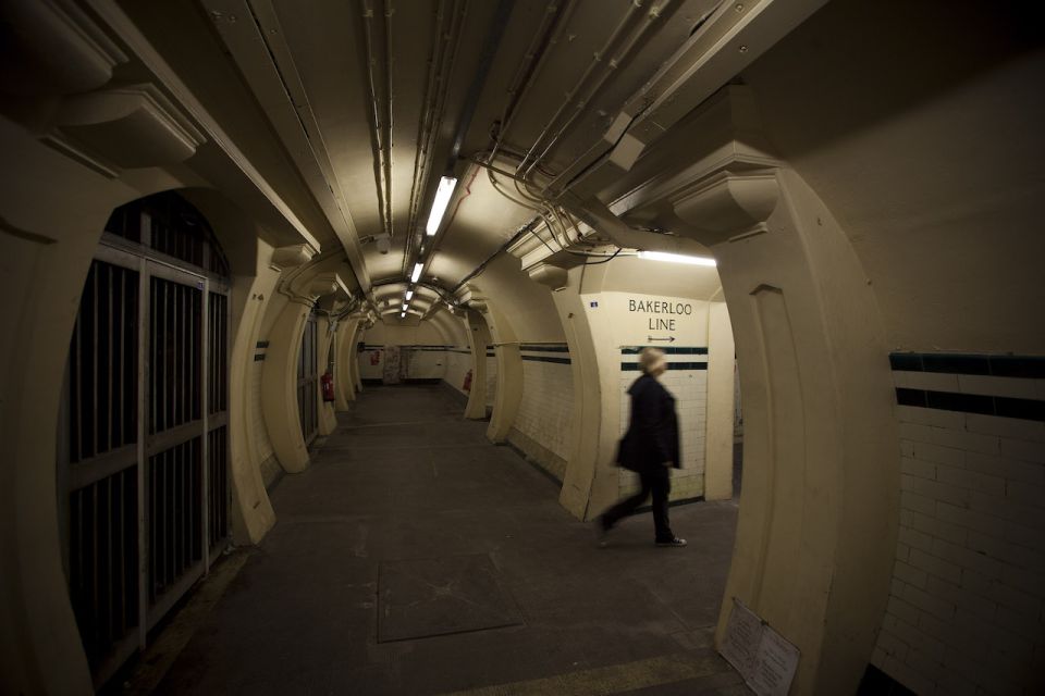 Aldwych: Hidden Tube Station Guided Tour - Key highlights to watch for