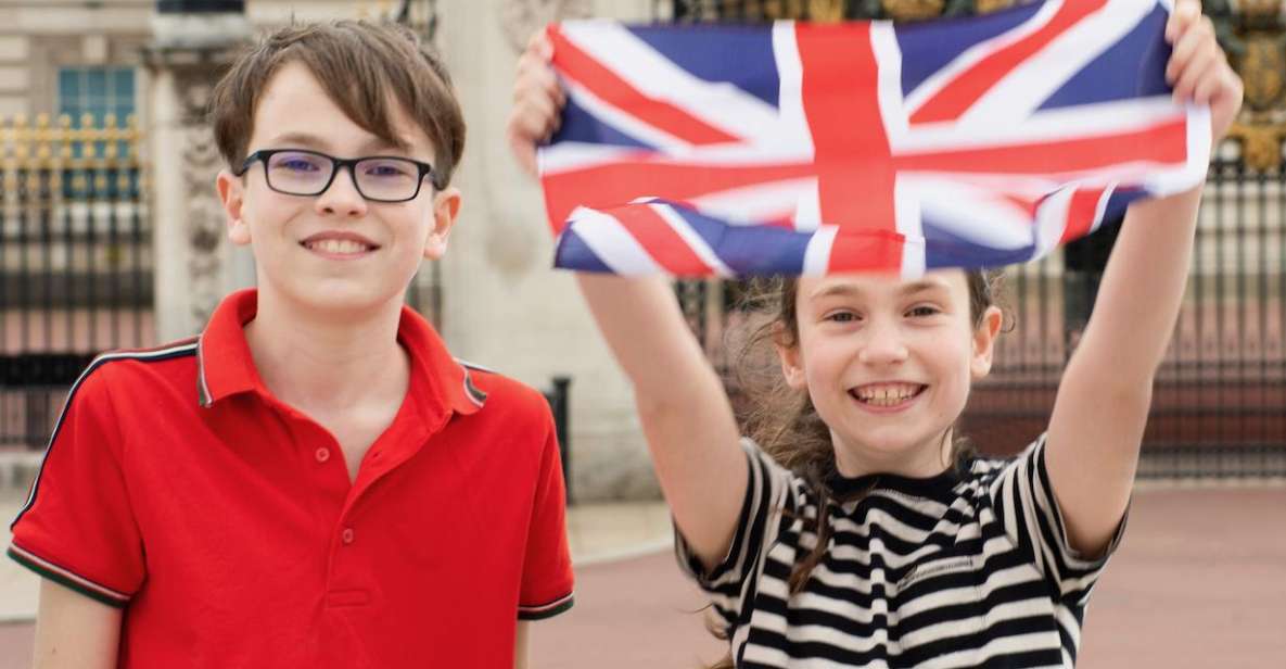 Bobbies, Corgis and the 7 Lions - Key things you’ll actually remember