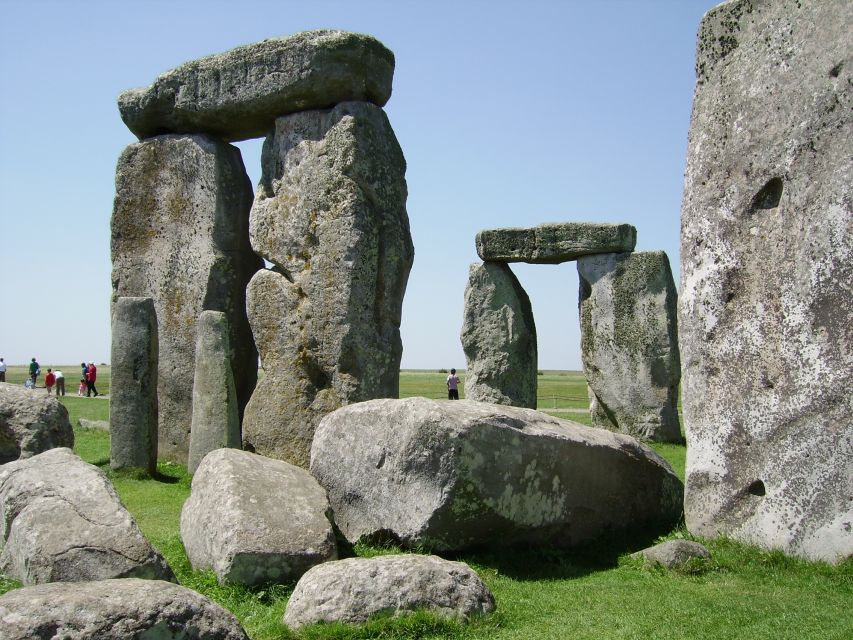 Buckingham Palace and Stonehenge Tour - Changing of the Guard: Enjoy the Show, Then Go Straight In
