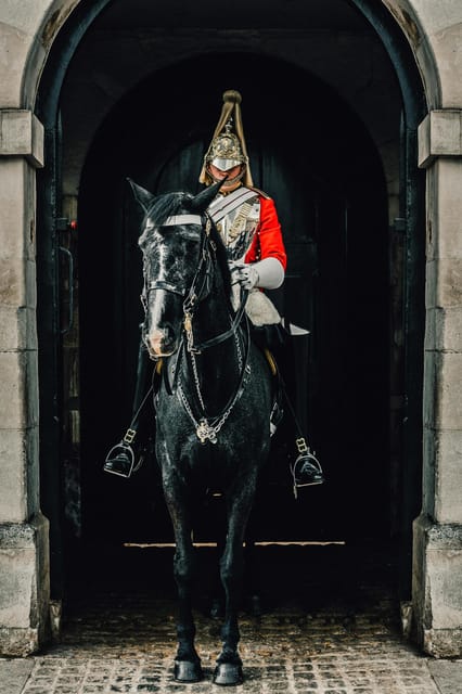 Changing of the Guard Experience in London - St James’s Park and Buckingham Palace: photos are only half the point