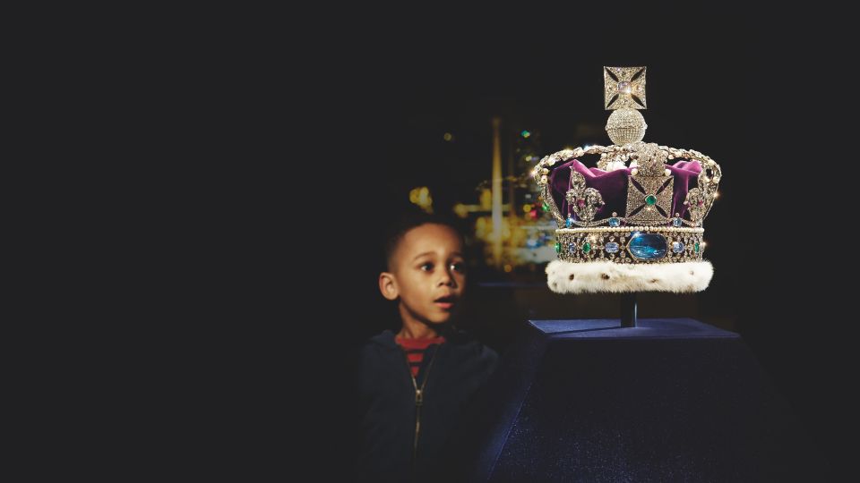 Early Access:Tower of London Opening Ceremony & Royal London - Royal Westminster Walk: Abbey Area, Big Ben, Parliament, and Buckingham Palace