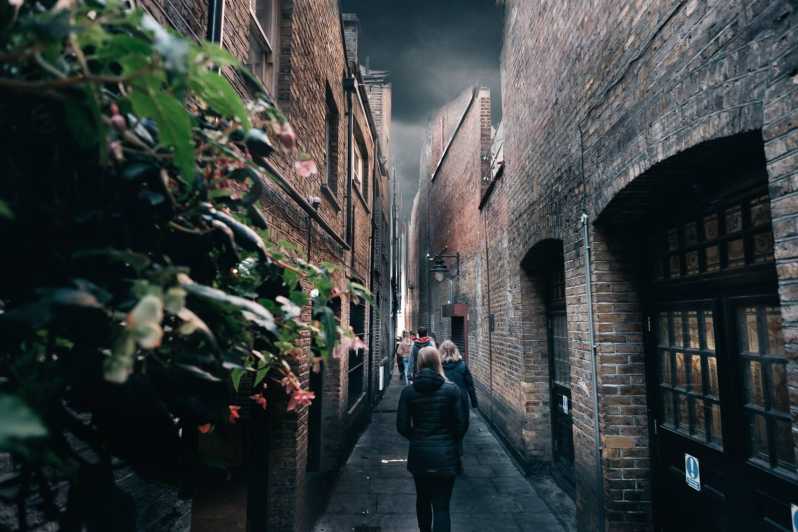 French Language: Original Harry Potter Walking Tour - The Thames-Route Option: Golden Hinde to Shakespeare’s Globe