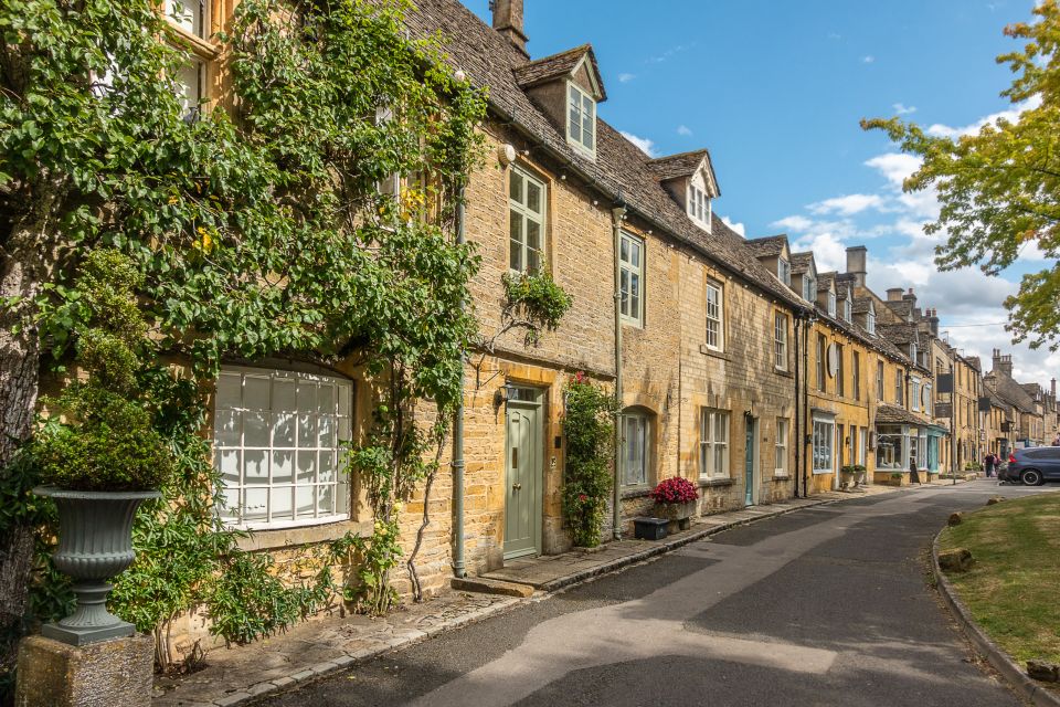 From London: Full-Day Cotswolds Small-Group Tour - Bourton-on-the-Water: river walks, small bridges, and lunch time