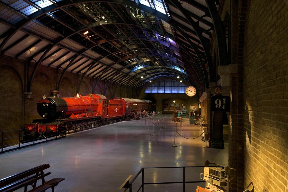 From London: Harry Potter Family Package with Transfers - Movie magic technology: what you might notice (and what can frustrate)