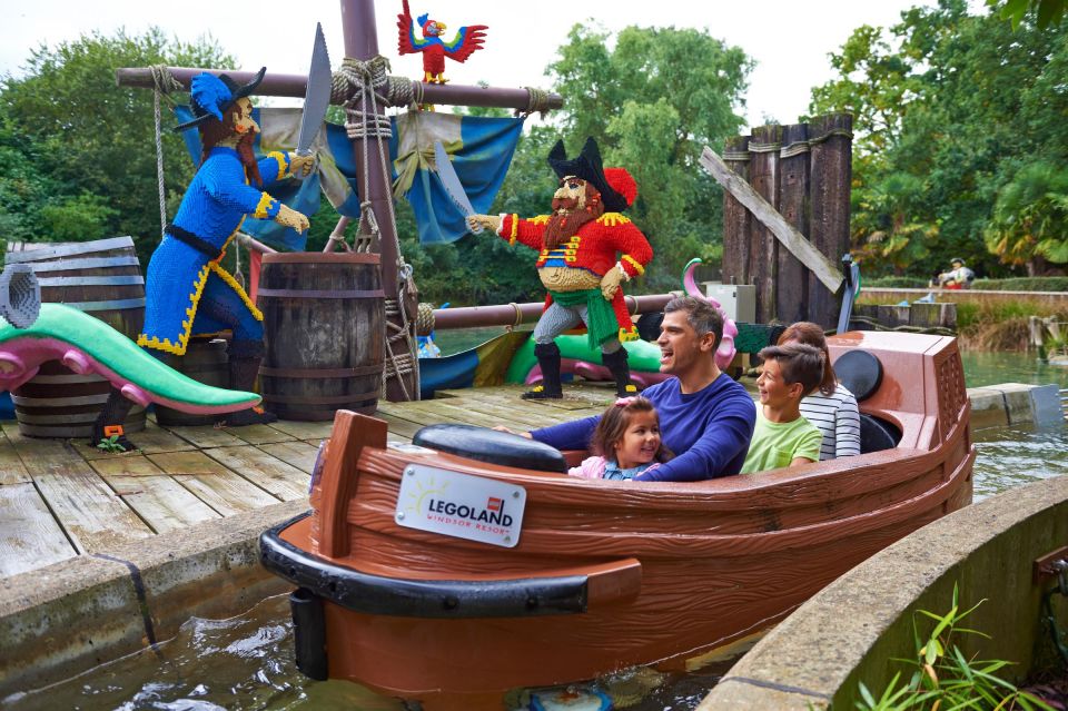 From London: LEGOLAND® Windsor Resort Entry & Coach Transfer - A smooth London-to-LEGOLAND plan (the part that matters most)