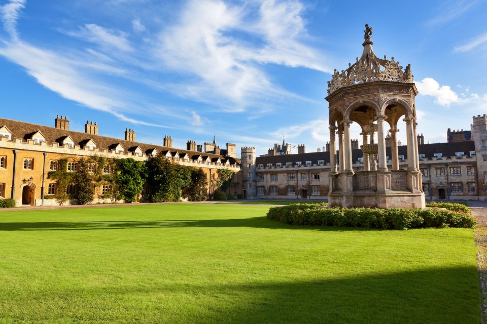 From London: Oxford and Cambridge Guided Day Tour - Oxford free time: colleges and museums are a choose-your-own plan