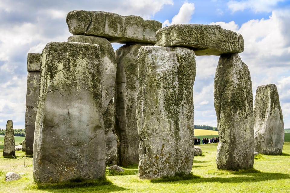 From London: Small Group Stonehenge, Bath & Cotswolds Tour - How This 11-Hour Day Trip Works From London