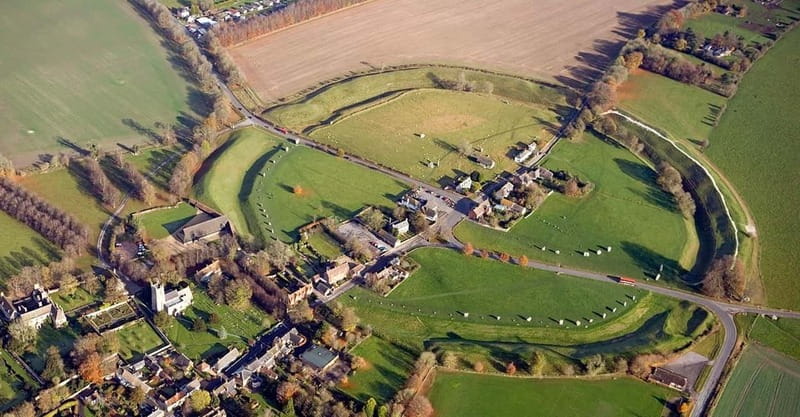 From London: Stonehenge & The Stone Circles of Avebury Tour - Key highlights worth centering your day on