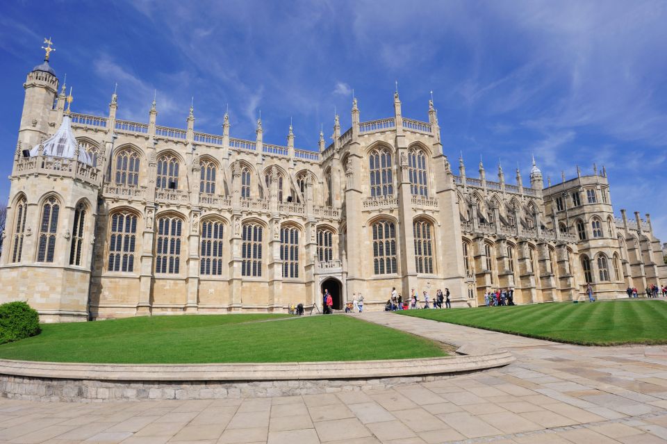 From London: Windsor, Stonehenge, & Salisbury Cathedral Trip - FAQ