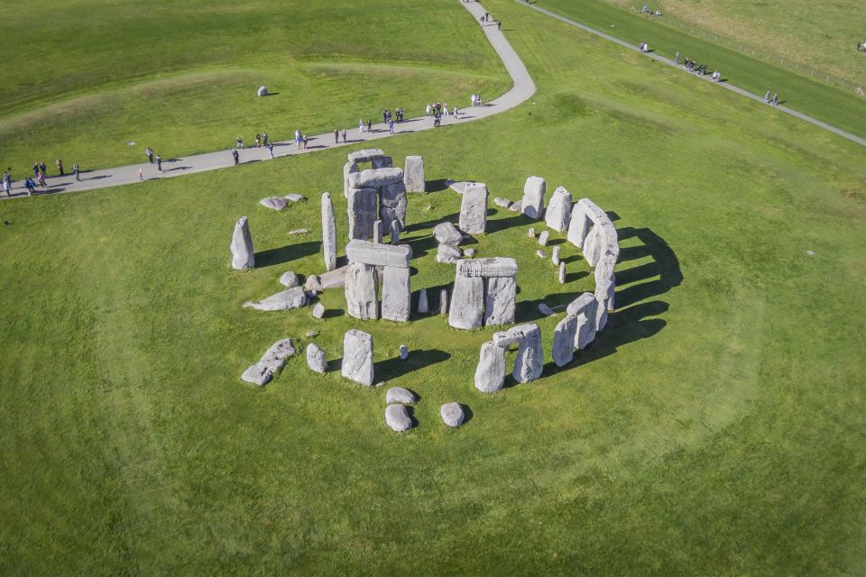 From London: Windsor, Stonehenge, & Salisbury Cathedral Trip - Should you book this London to Windsor, Stonehenge, and Salisbury trip?