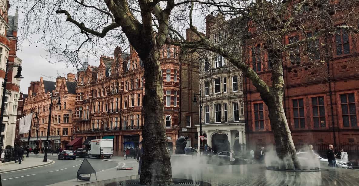 Ghosts and Legends of Mayfair Walking Tour - London - Clarence House and the Townhouse Ghost Stories