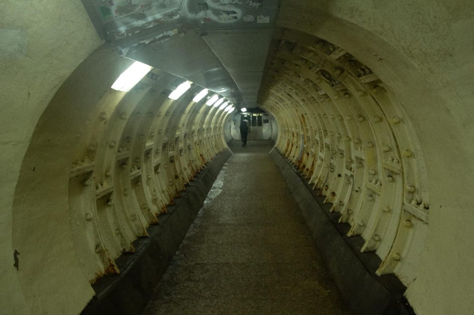 Ghosts of Greenwich: London's Haunted Walking Tour - Comfort and Practical Stuff (Shoes, Weather, and Terrain)