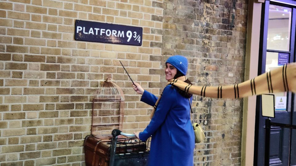 Harry Potter in London - Private Walking Tour - Ministry of Defence and Great Scotland Yard: dark corners, real London