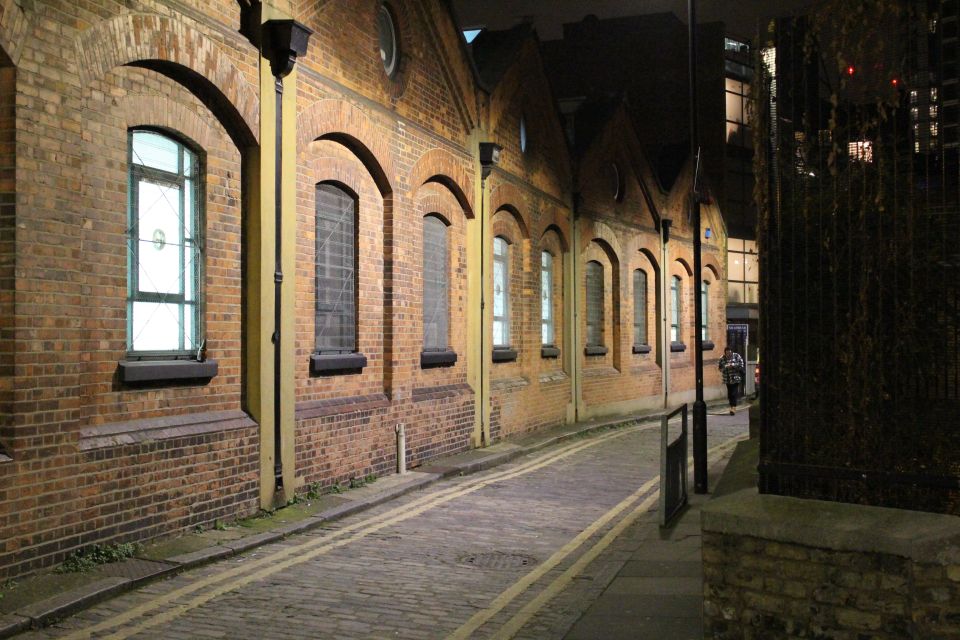 Jack The Ripper Tour in London's East End - Practical Tips So the Tour Feels Great, Not Miserable