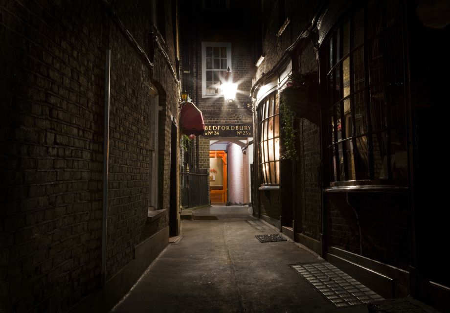 Jack The Ripper Tour in London's East End - Jack vs the Myth: Reality of 1888 and How the Genre Took Over