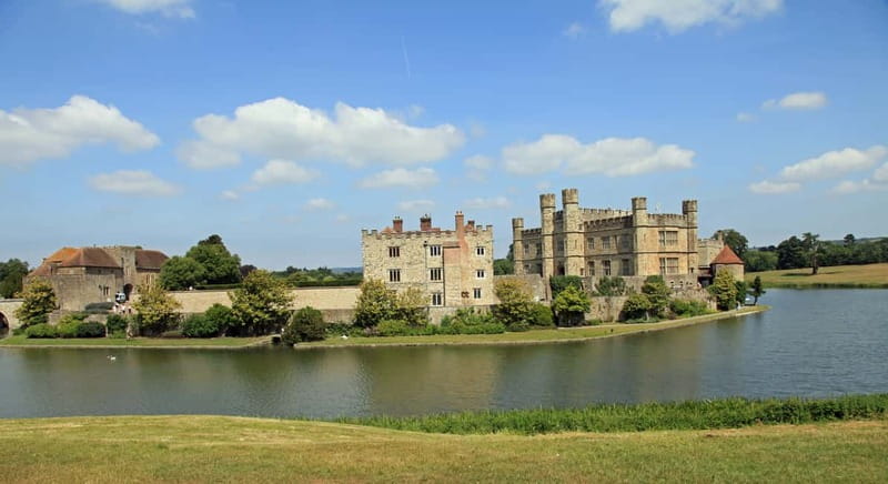 Leeds Castle, Canterbury, Dover, Greenwich & Free Snack Pack - Dover area stops: cliffs, defense history, and quick photo moments