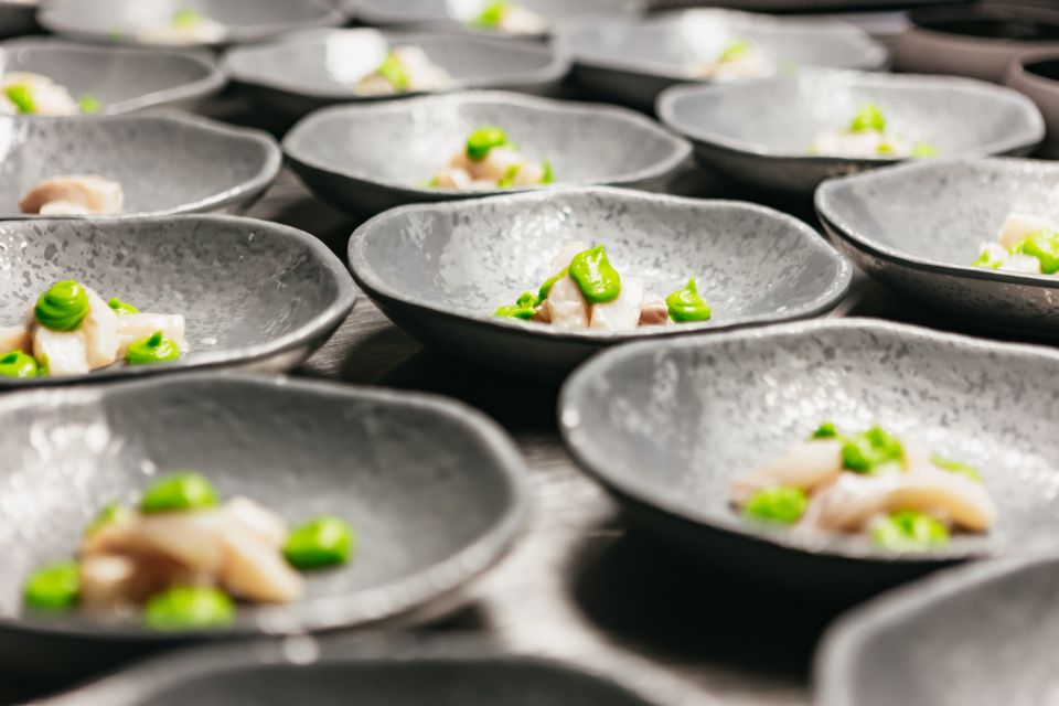 London: 6-Course Gourmet Dinner on a Luxury Coach - Key Highlights You’ll Feel Right Away