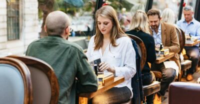London: 6-Course Gourmet Dinner on a Luxury Coach - Meeting at Victoria Embankment and Getting Your Table Without Stress