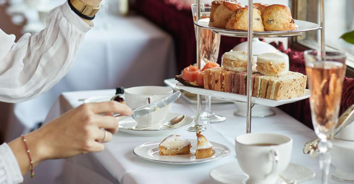 London: Afternoon Tea at The Rubens at the Palace - Entering The Rubens at the Palace: Your 1.5-hour tea plan