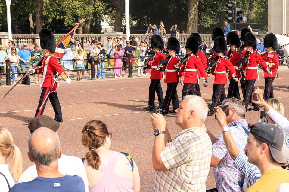 London: Big Ben, Churchill War Rooms & Buck'ham Palace Tour - Key highlights you’ll feel right away