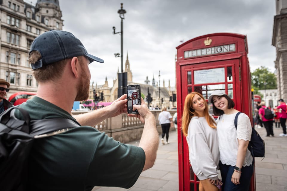 London: Big Ben, Churchill War Rooms & Buck'ham Palace Tour - 10am Changing of the Guard: great when it fits, flexible when it doesn’t