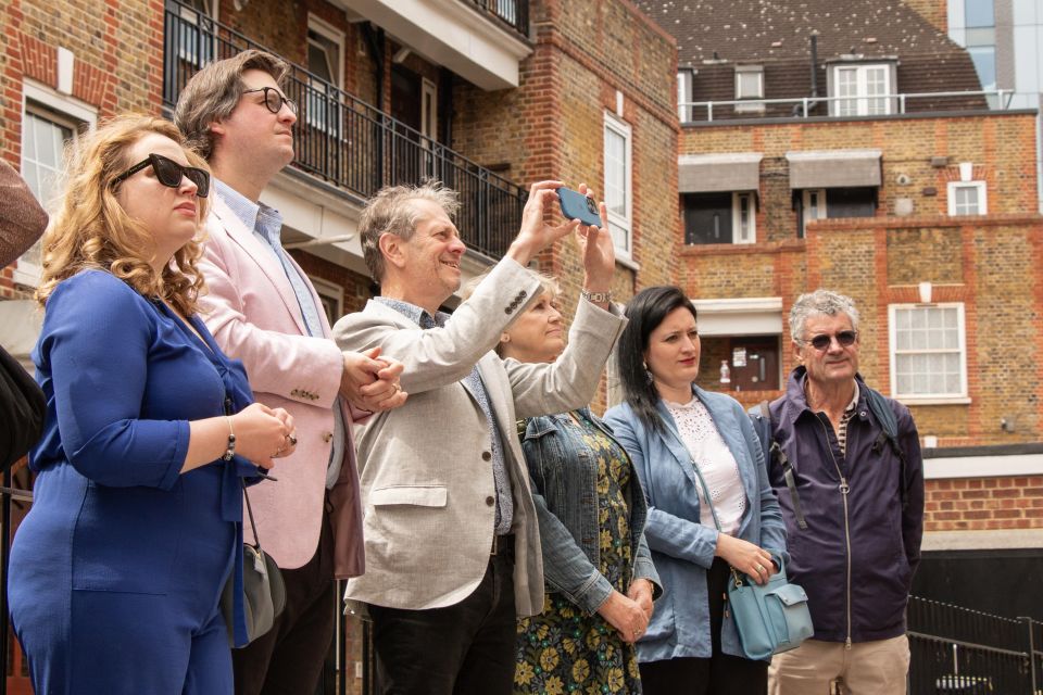 London: Brick Lane, Shoreditch & Spitalfields Food Tour - The flow of 8 tastings: breakfast-to-lunch without the food coma