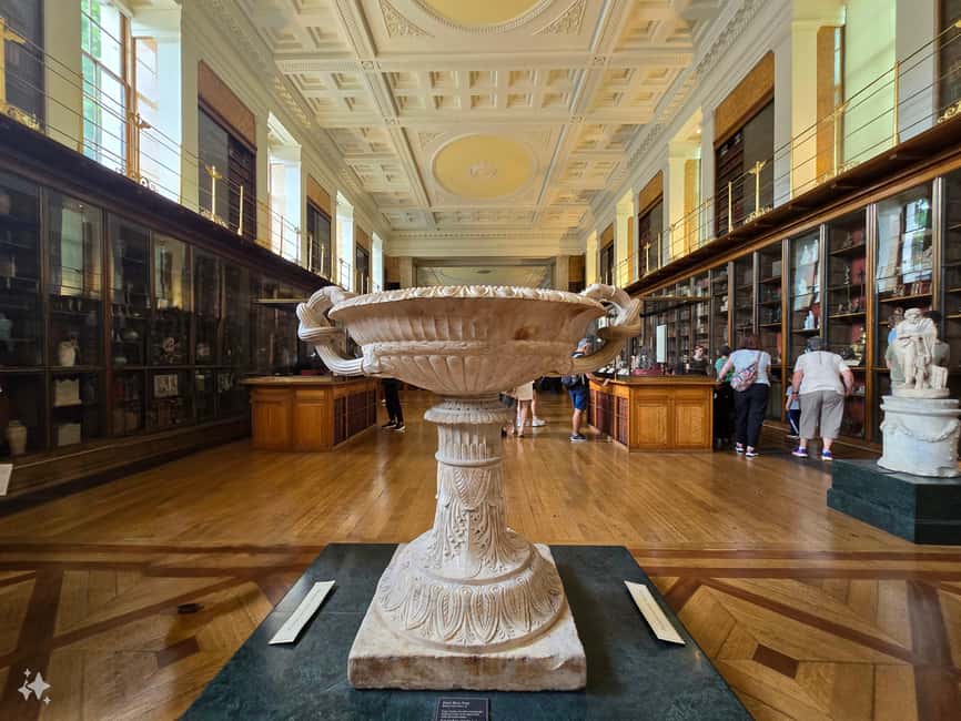London: British Museum Guided Tour with Priority Entrance - Enlightenment Room: When Science and Ideas Get a Hall of Their Own