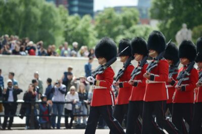 London: Buckingham Palace and Changing of the Guards Tour - Buckingham Palace Without Palace Tickets: What You’ll See