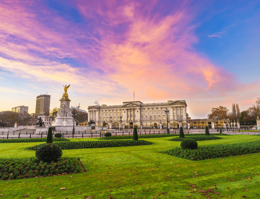 London: Buckingham Palace and Royal London Walking Tour - St James’s Palace, Westminster stops, and the royal streets you’ll walk