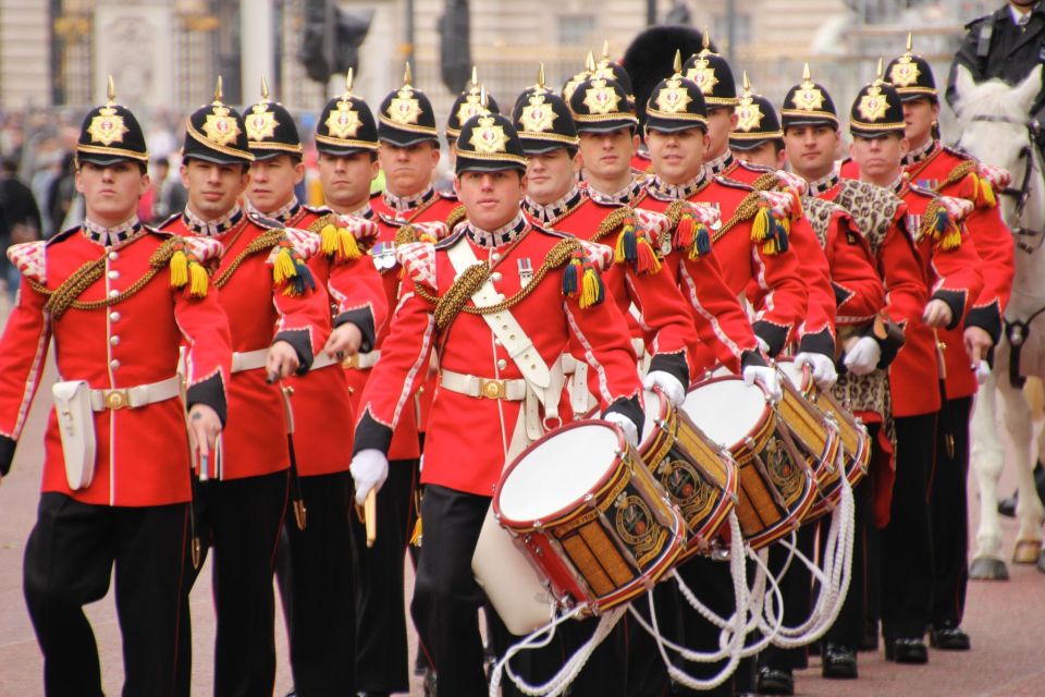 London: Buckingham Palace & Changing of the Guard Experience - Price and Value: Is $23 Worth It for a 2-Hour London Classic?