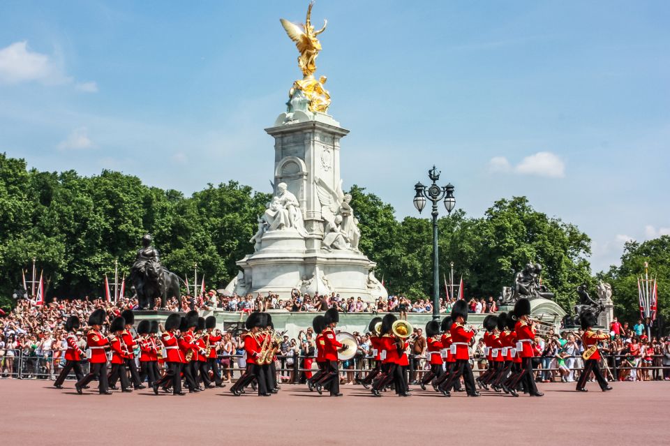 London: Buckingham Palace Entry & Changing of the Guard Tour - Key Highlights at a Glance