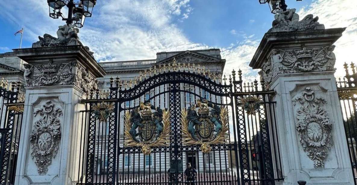 London: Buckingham Palace & Westminster Guided Walking Tour - How the Guide Turns Landmarks Into a Story You Can Repeat
