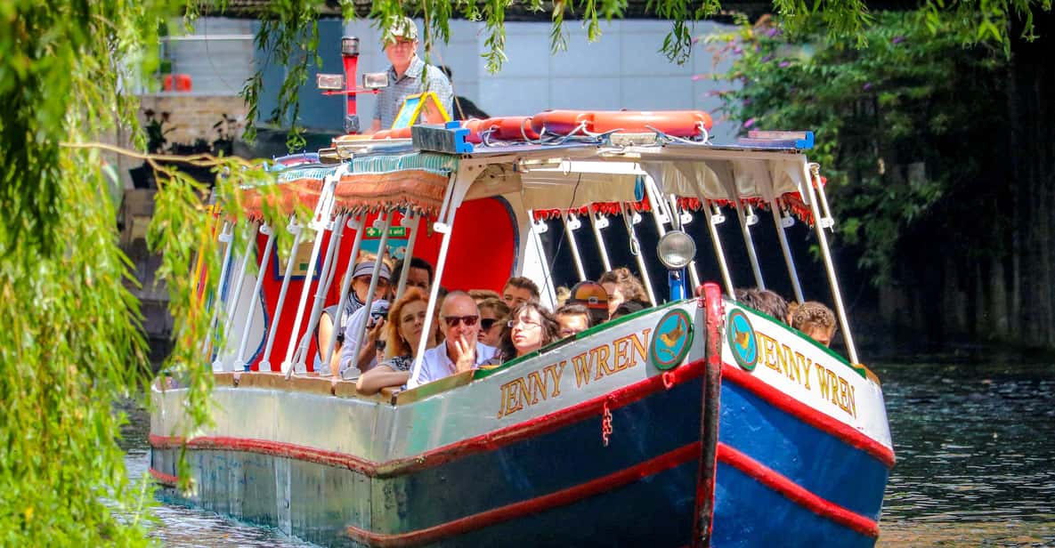 London: Canal Boat Ride on Camden Lock - Captain Morgan, Dave, and the humor that makes the stories stick