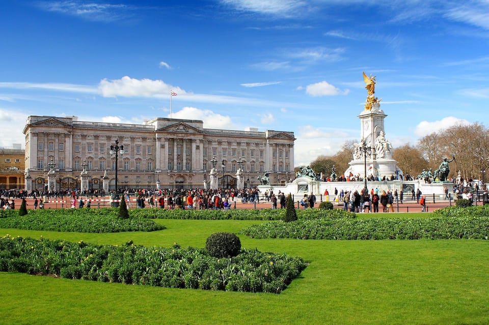 London: Changing of the Guard Guided Tour Experience - St James’s Palace stories you’ll actually connect to what you see