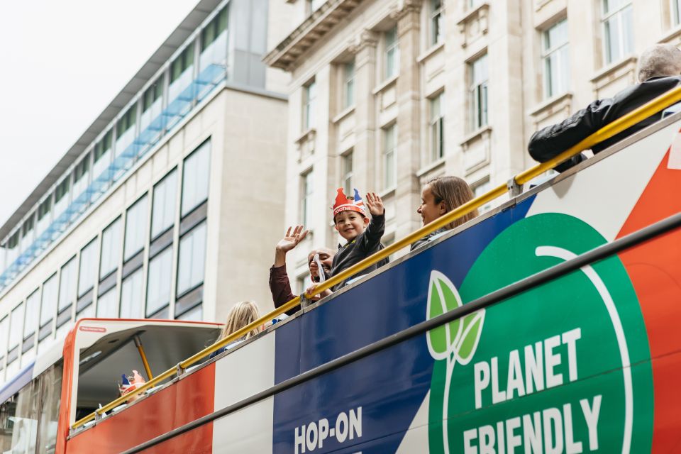 London: Children's Open Top Bus Tour - The Tootbus app: helpful before and after the bus