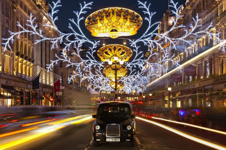 London: Christmas Eve City Tour with Dinner & Midnight Mass - London Christmas lights from the coach: what you actually get