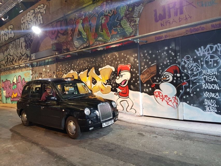London: Christmas Lights Tour in a Black Cab - Refreshment Stops and What You Should Pack