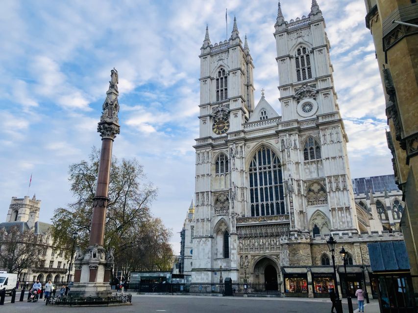 London: Churchill War Rooms & WW2 Westminster Private Tour - What’s Included (and What You’ll Need to Add Yourself)