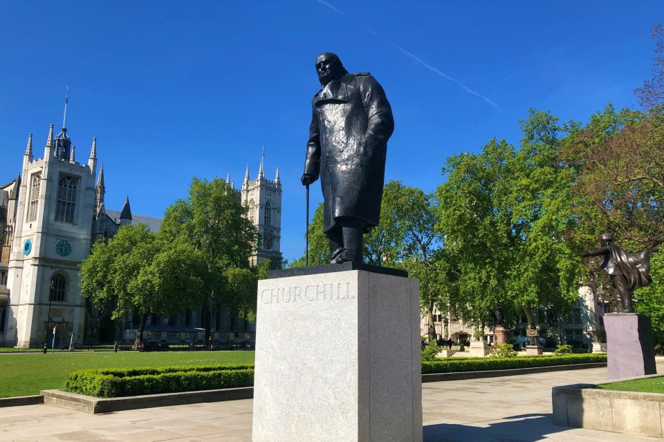 London: Churchill War Rooms & WW2 Westminster Private Tour - The Cenotaph and Ministry of War: Learning What Symbols Meant
