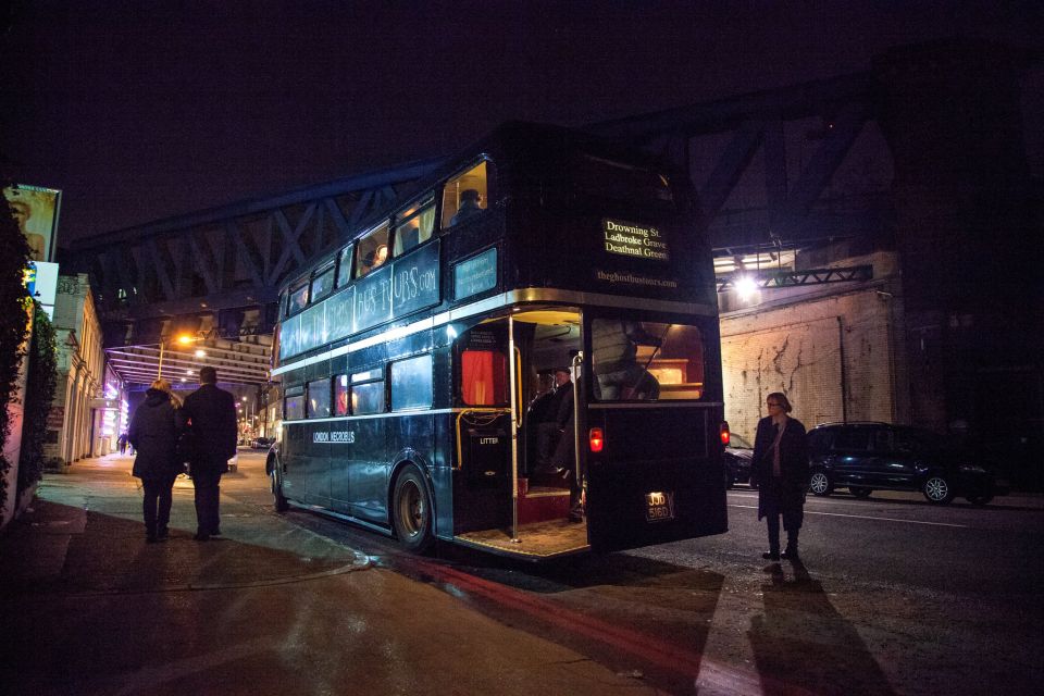 London: Comedy Horror Ghost Tour on a Bus - Getting on the Necrobus at Northumberland Avenue (and why timing is strict)
