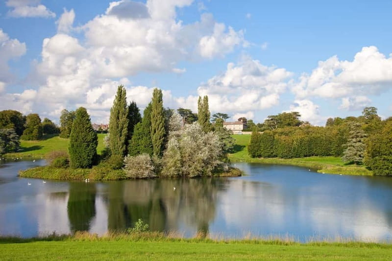 London: Cream Tea at Blenheim Palace & the Cotswolds Tour - Coach logistics that can make or break the day