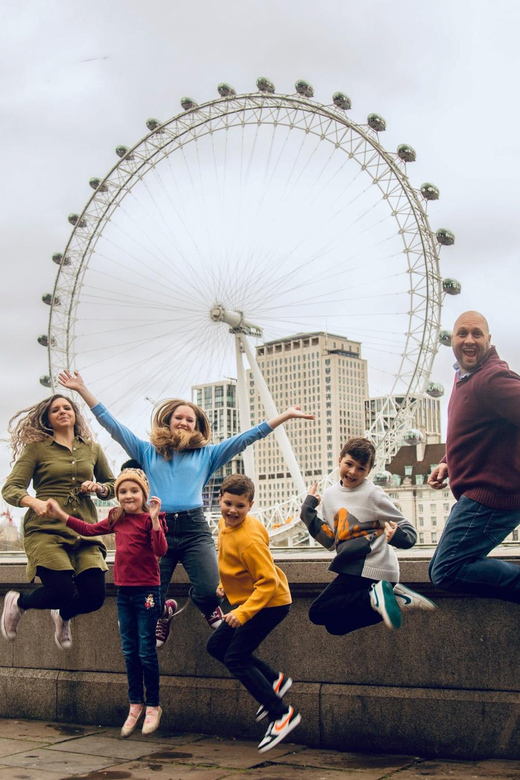 London Customisable 30 minute photoshoot - Customizable Locations: You Choose the London, Not a Fixed Script