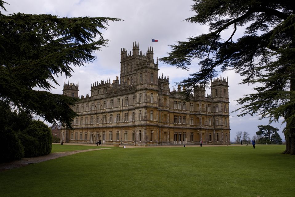 London: Downton Abbey, Cotswolds, and Highclere Castle Tour - From London to the Cotswolds: a small-vehicle plan that actually fits the route