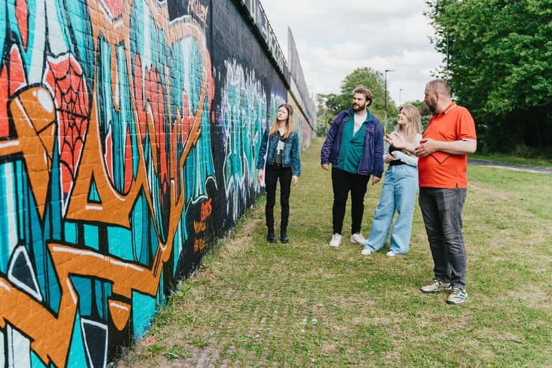 London: East End Instagrammable Street Art & Graffiti Tour - Why this London street art tour works (even if you’re not an art person)