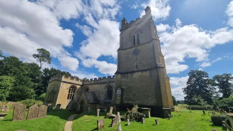 London: Full Day Cotswolds Tour with Shakespeare's Stratford - Stow-on-the-Wold: churchyard history and shopping time