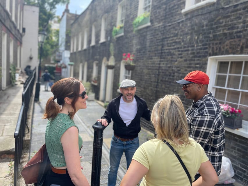 London: Great British Pubs Walking Tour - Pub Stop One: Crooks, Gangsters, Lords, and the London Understory