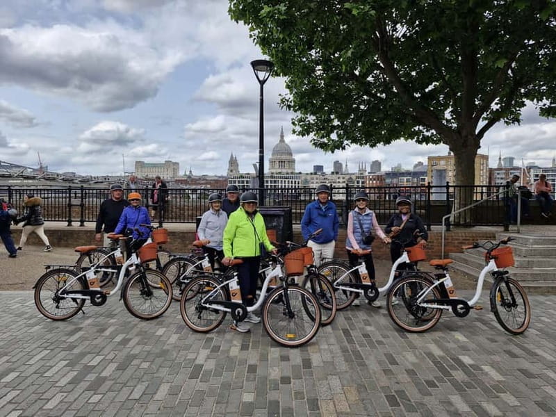 London: Guided E-bike Tour - Starting at Regus London Blackfriars: the ride begins in the financial heart