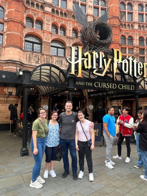 London: Guided Harry Potter Tour - Trafalgar Square to Millennium Bridge: iconic spots with movie connections