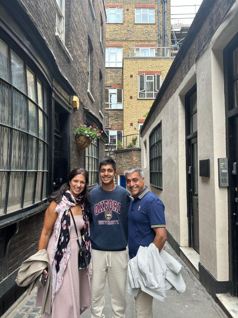 London: Guided Harry Potter Tour - House of Spells and Cecil Court: the bookish London vibe