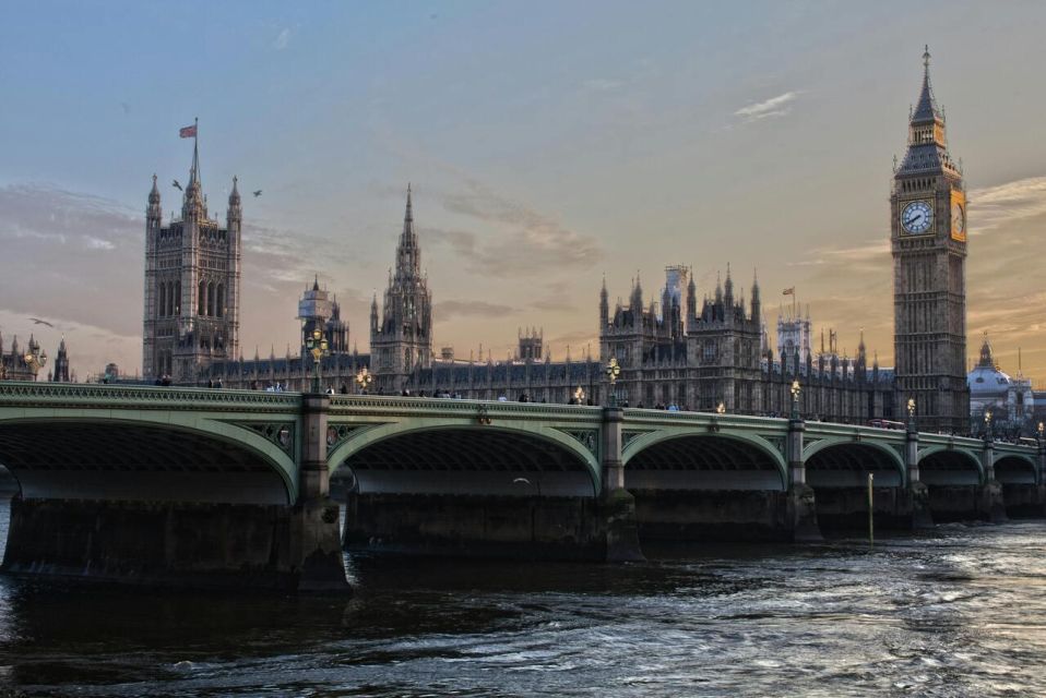 London: Guided Harry Potter Walking Tour of the City - Meeting near Cromwell Green, then walking with purpose